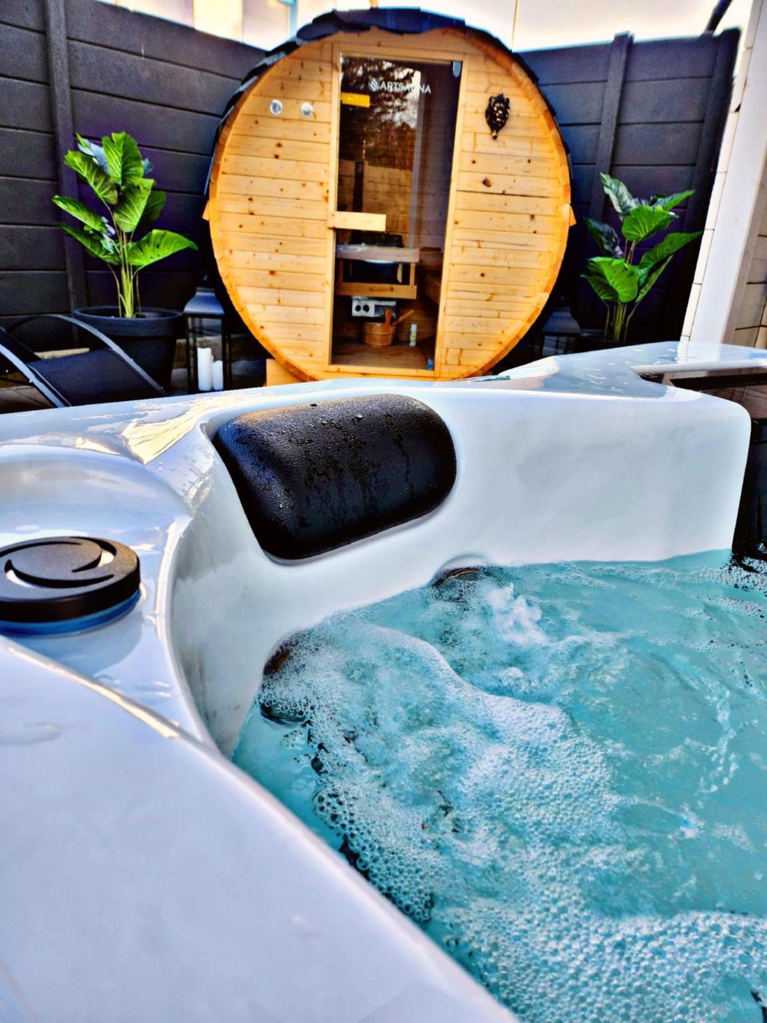 Lions Place Premium Apartments Executive Luxus Penthouse Inklusive Spa ハイデンハイム・アン・デア・ブレンツ エクステリア 写真